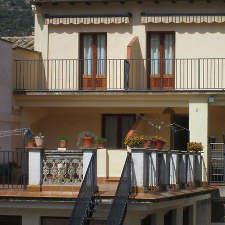 Fonda Urquizu Hotel Beceite Buitenkant foto