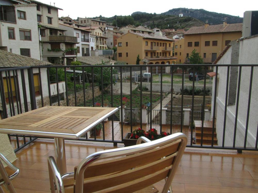 Fonda Urquizu Hotel Beceite Buitenkant foto